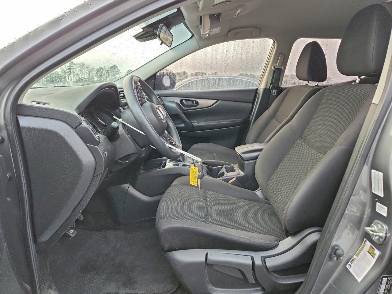 Nissan Rogue S Image 9