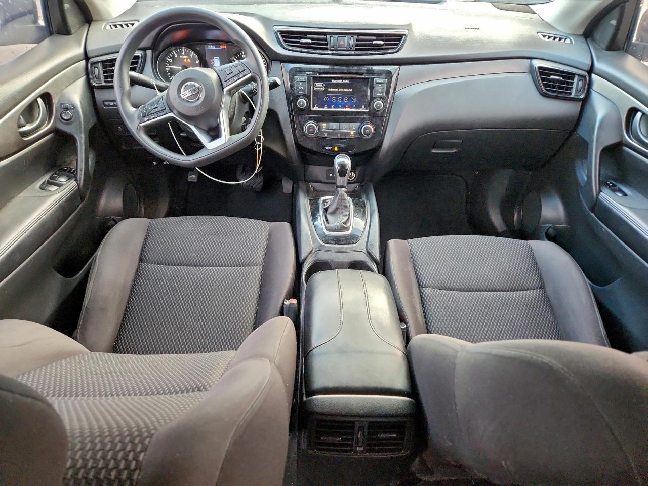 Nissan Rogue S Image 7