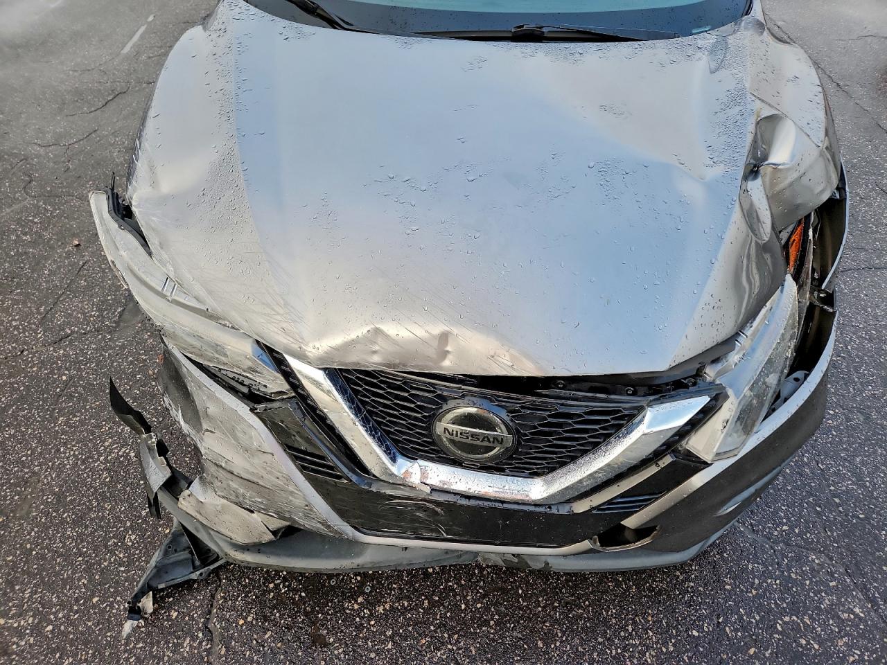 Nissan Rogue S Image 5