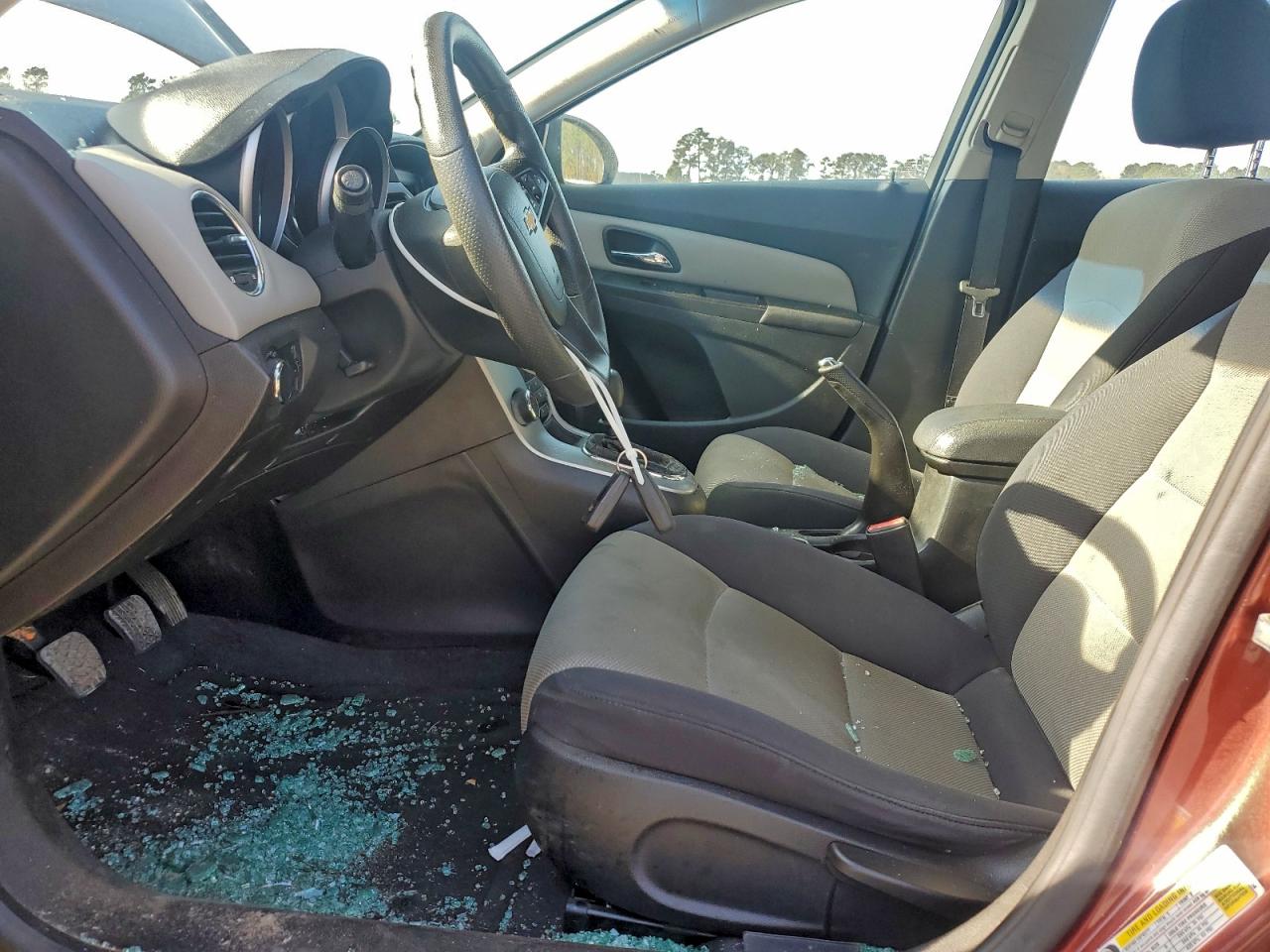 Chevrolet Cruze Ls Image 3