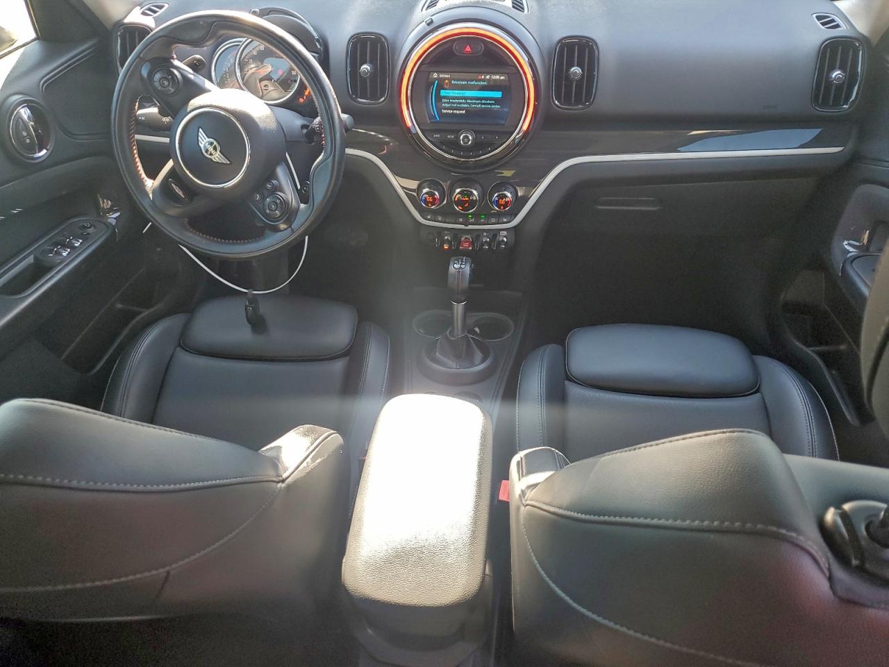 MINI Cooper S Countryman Image 12