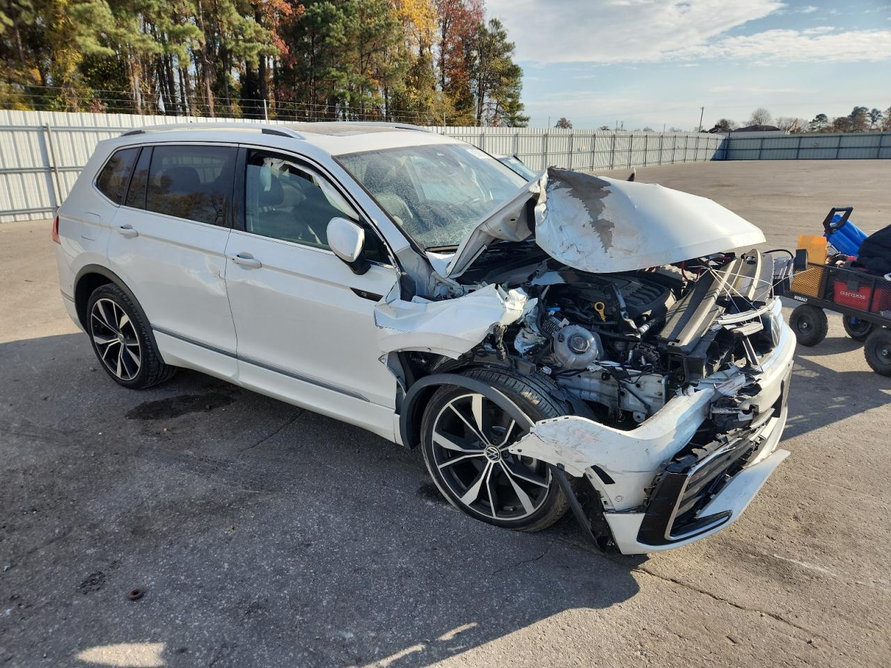 Volkswagen Tiguan Sel R-line Image 4