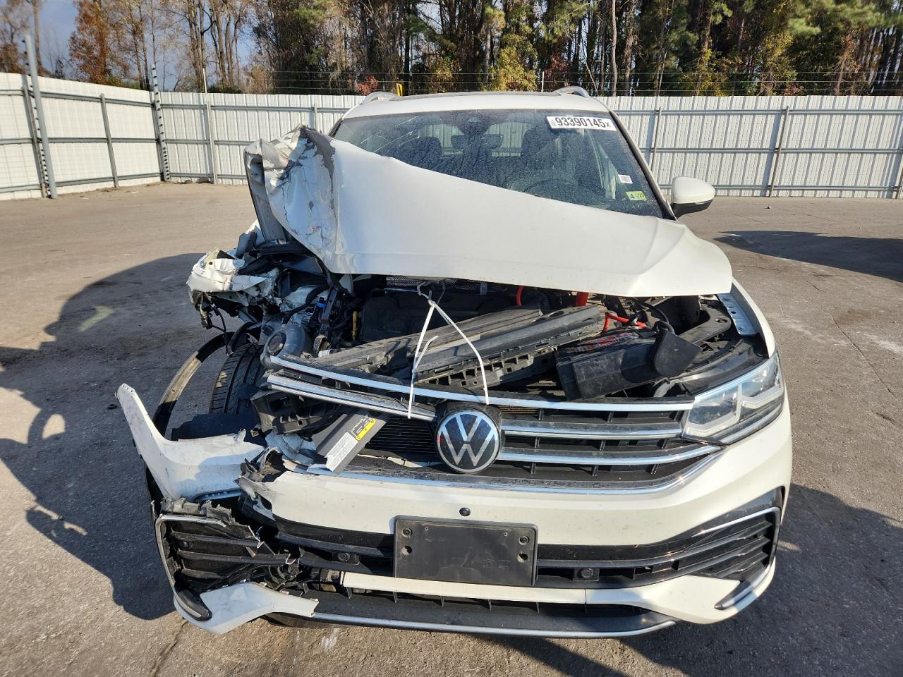 Volkswagen Tiguan Sel R-line Image 9