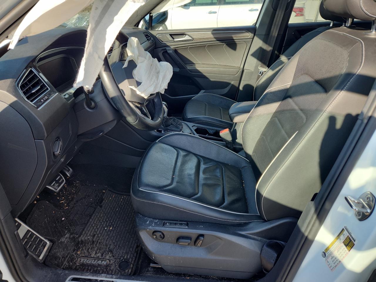 Volkswagen Tiguan Sel R-line Image 11