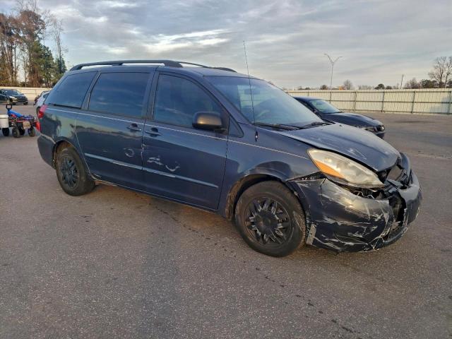 Toyota Sienna Ce Image 5