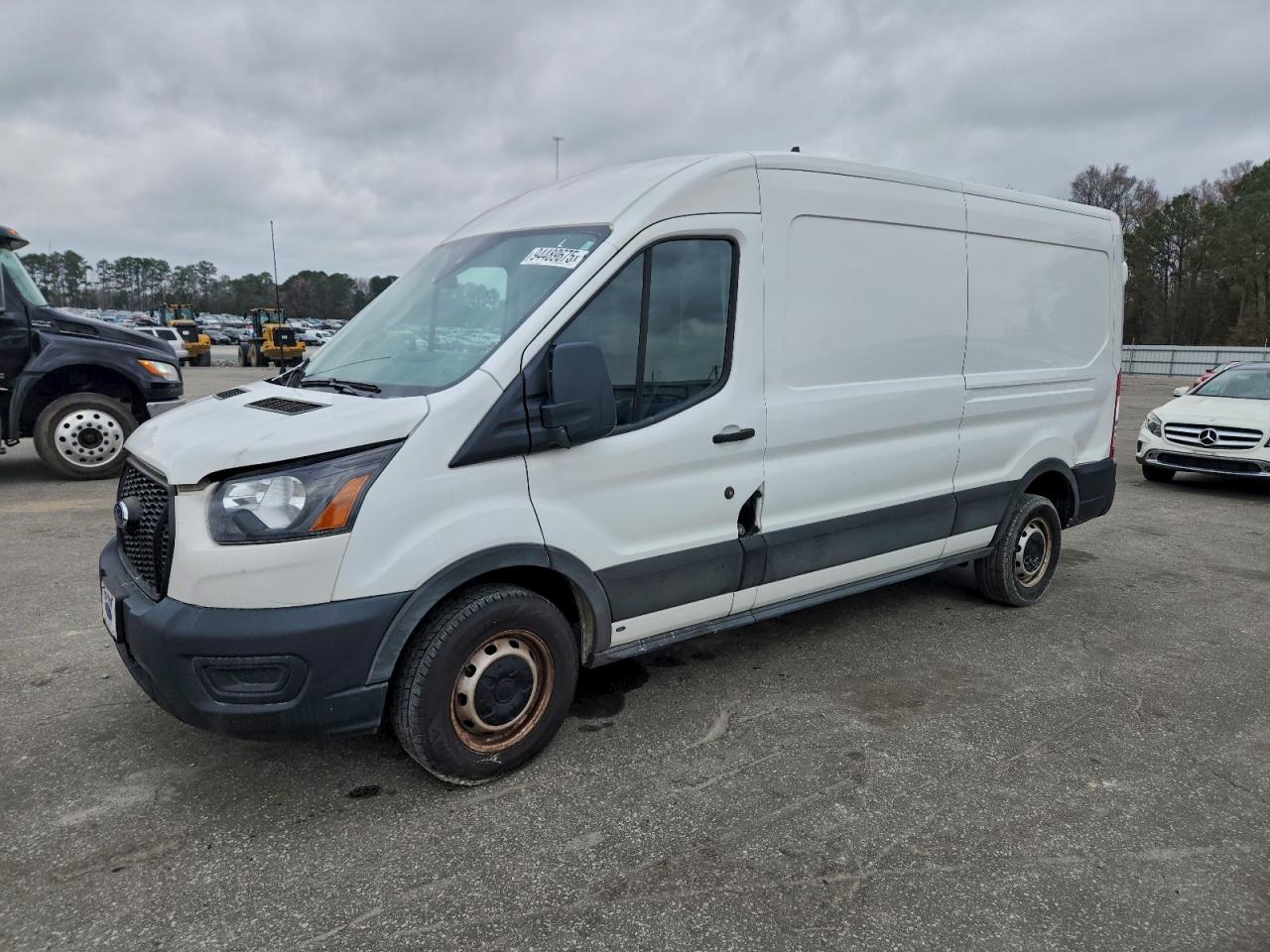 Ford Transit T-250 Image 1