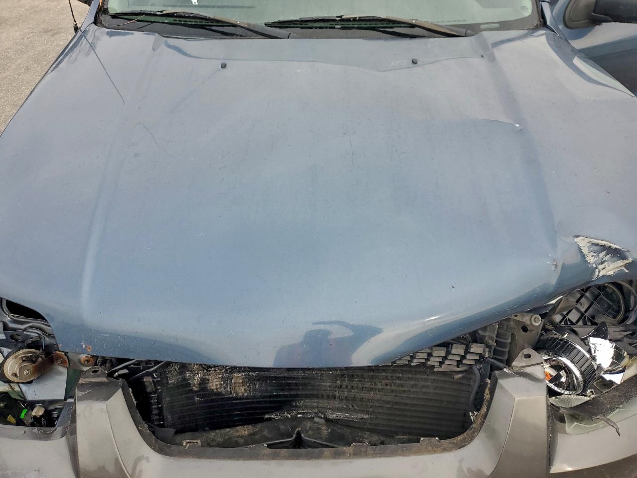 Ford Escape Xlt Image 9