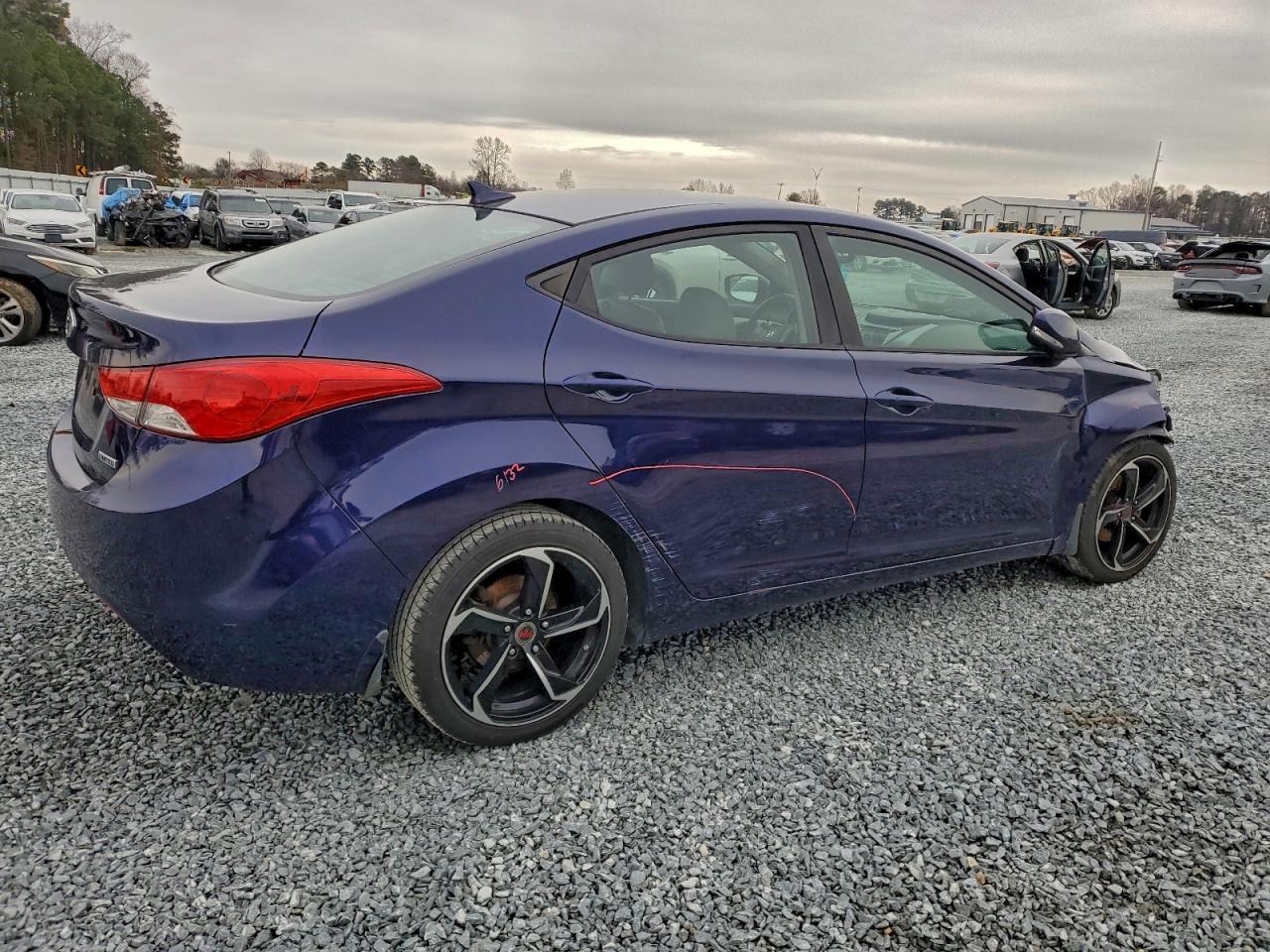 Hyundai ELANTRA Gls Image 7