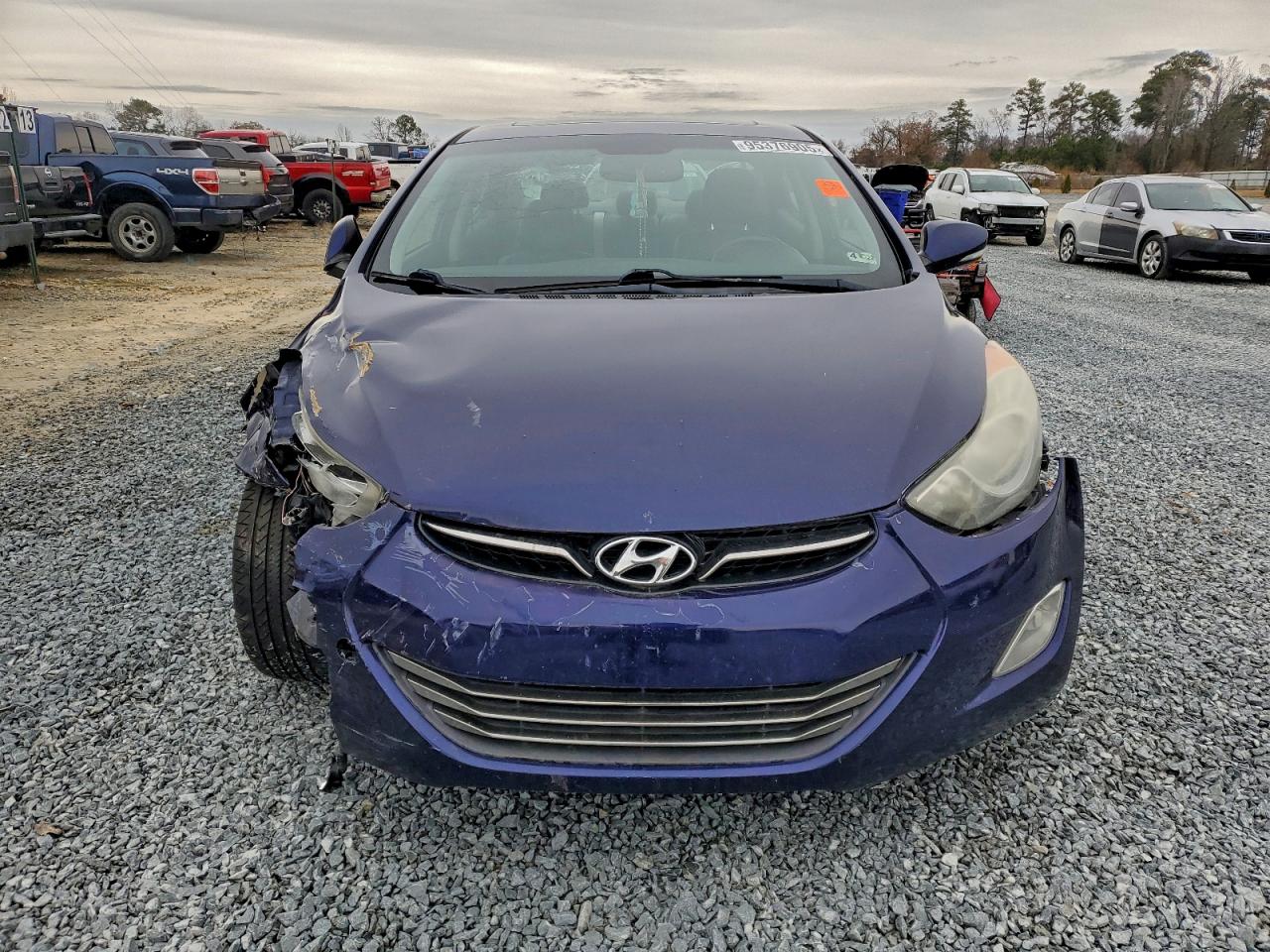 Hyundai ELANTRA Gls Image 3