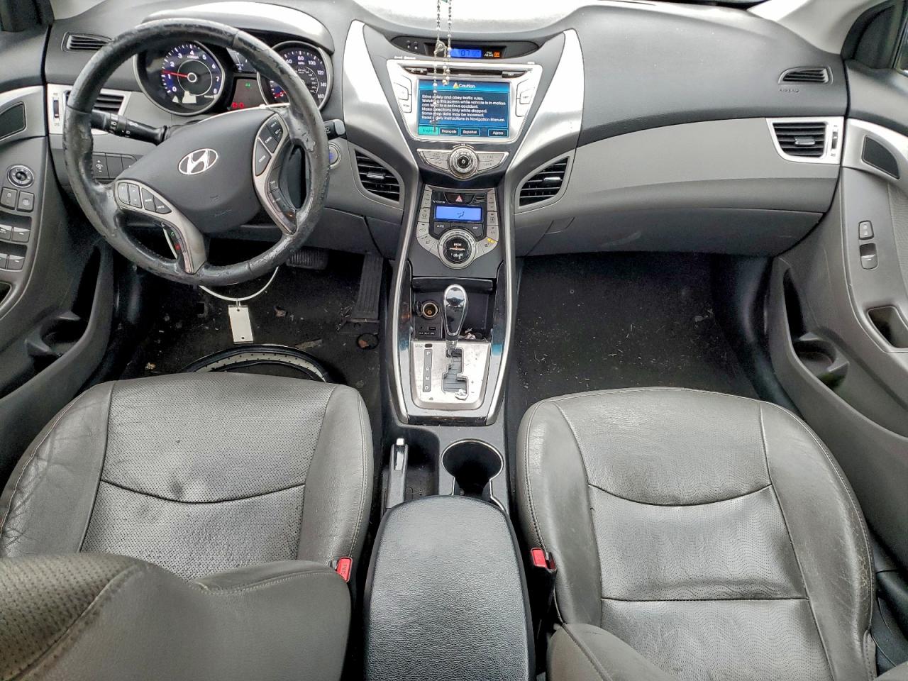 Hyundai ELANTRA Gls Image 9