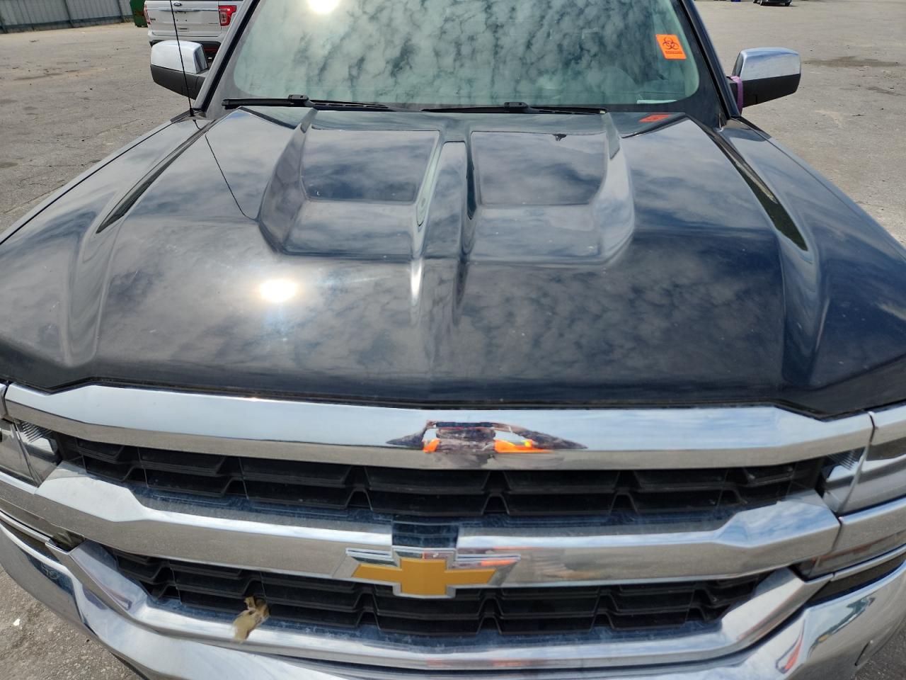 Chevrolet Silverado K1500 Lt Image 2