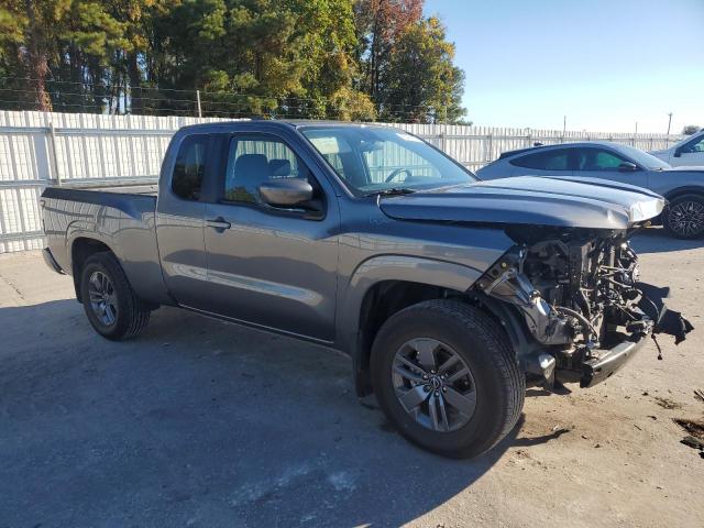 Nissan Frontier S Image 7