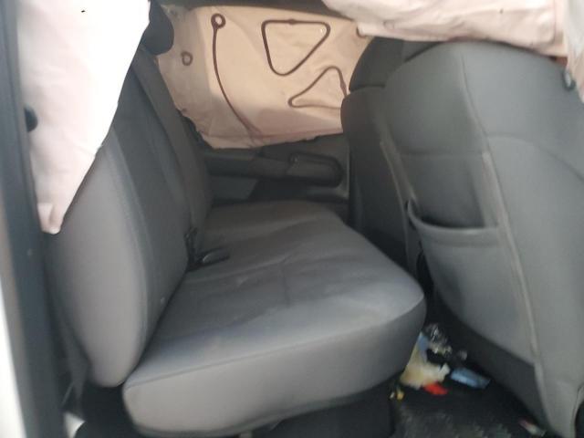 Toyota Tacoma Double Cab Image 8