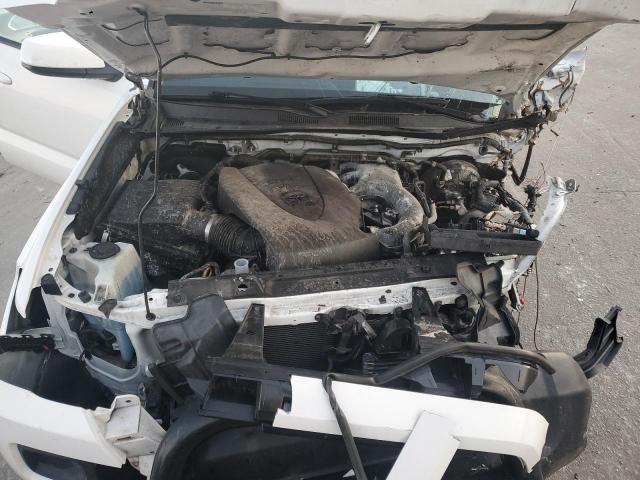 Toyota Tacoma Double Cab Image 11