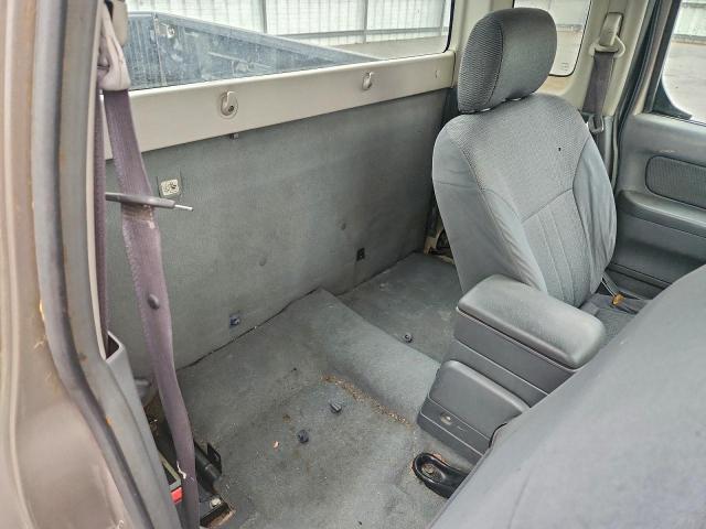 Nissan Frontier King Cab Xe Image 9