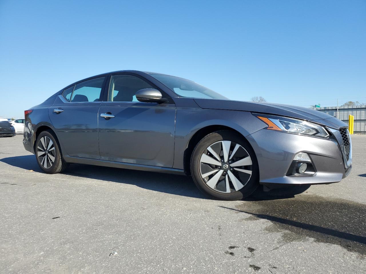 Nissan Altima Sv Image 2