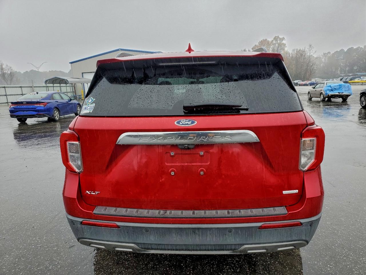 Ford Explorer Xlt Image 11