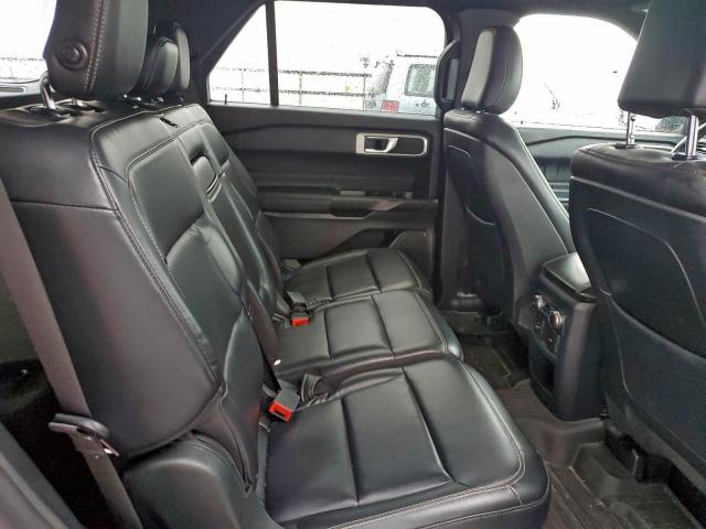 Ford Explorer Xlt Image 6