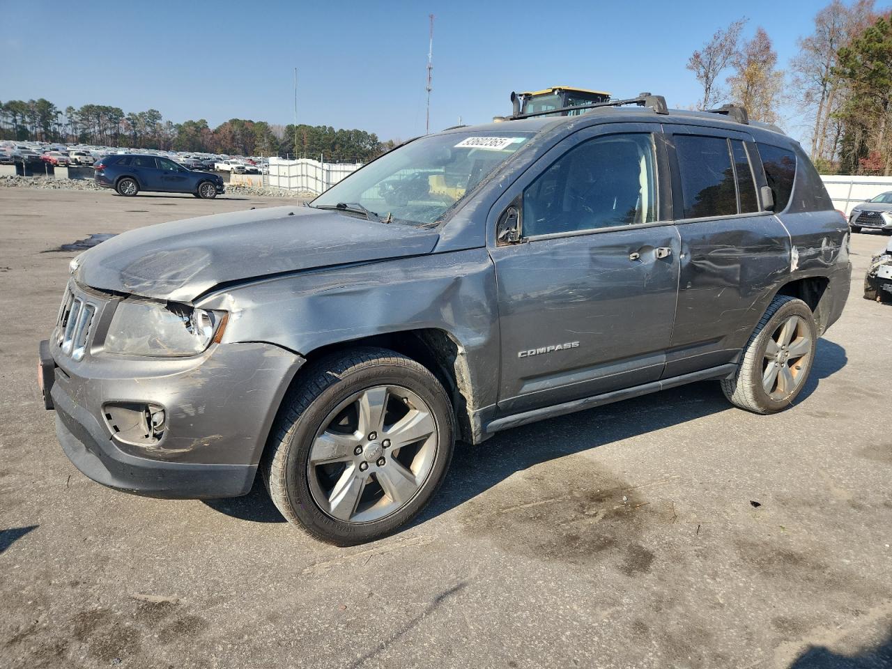 Jeep Compass Latitude Image 1