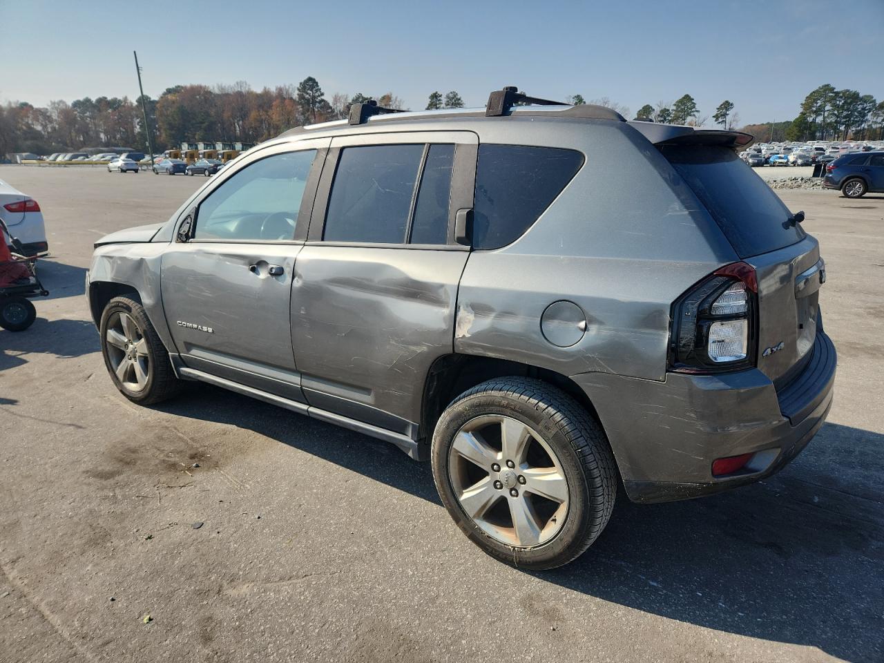 Jeep Compass Latitude Image 6