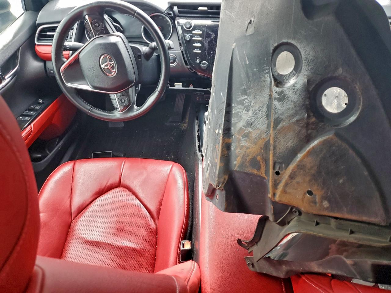 Toyota Camry Xse Image 7