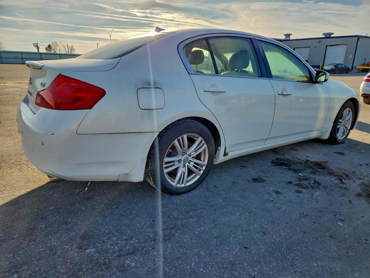 INFINITI G37 Base Image 5