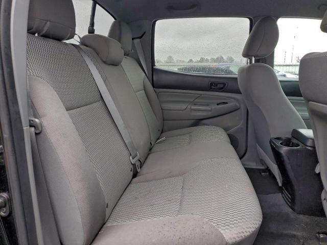 Toyota Tacoma Double Cab Prerunner Image 12