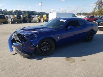  Salvage Dodge Challenger