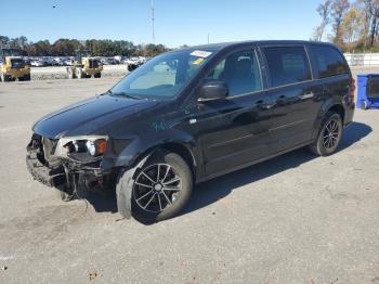  Salvage Dodge Caravan