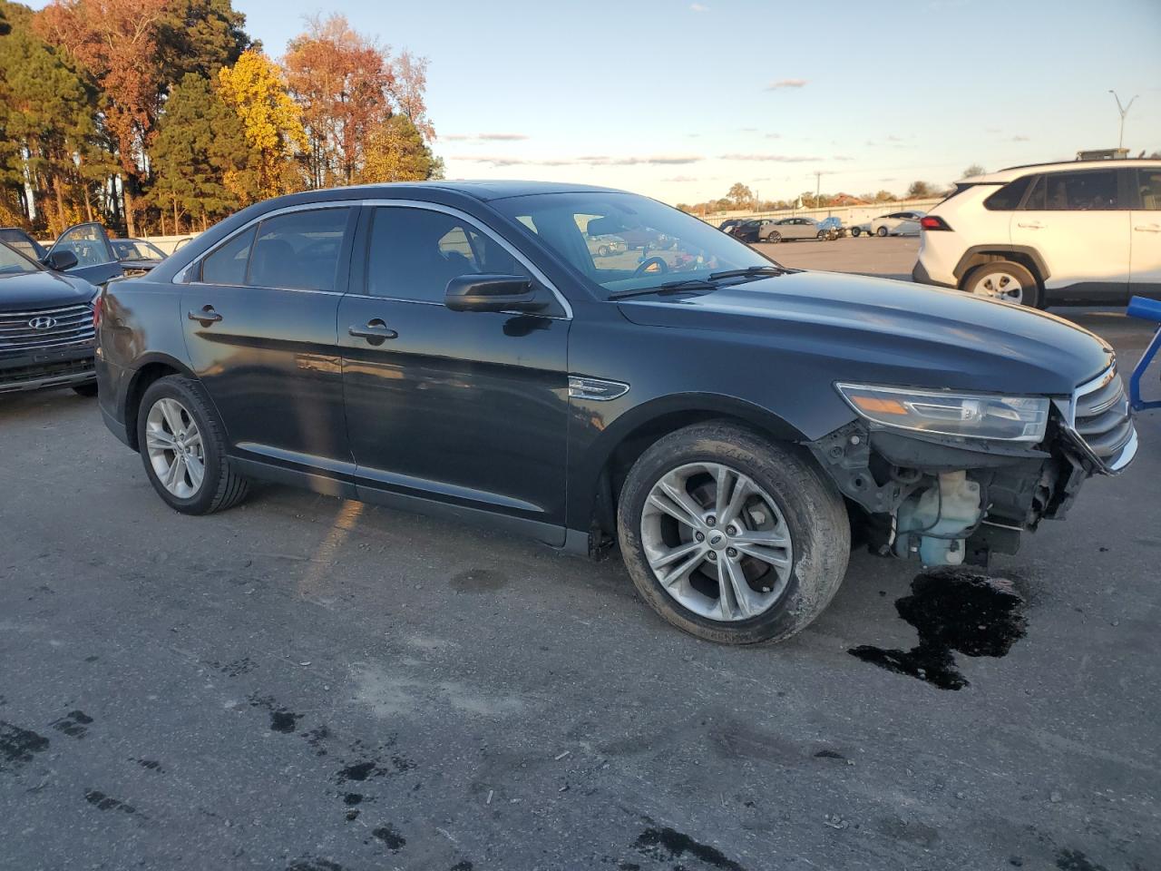 Ford Taurus Sel Image 4