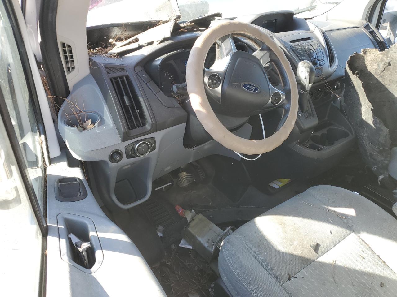 Ford Transit T-150 Image 13