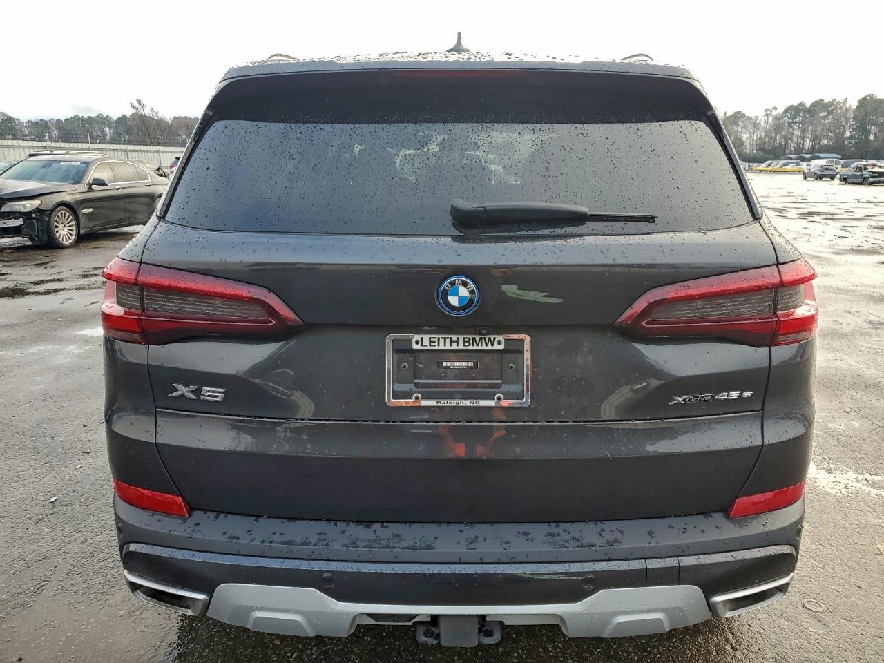 BMW X Series Xdrive45e Image 4