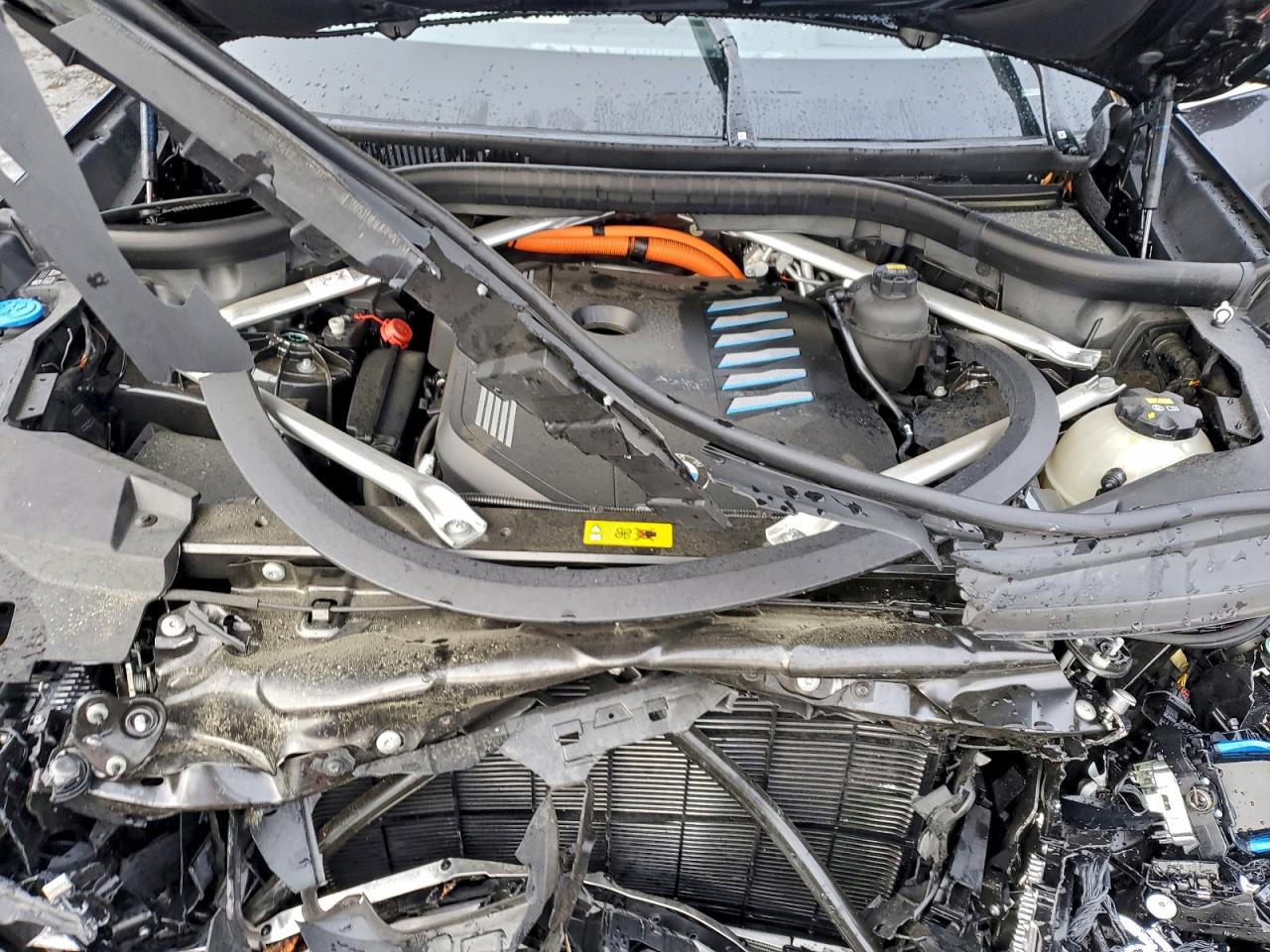 BMW X Series Xdrive45e Image 11