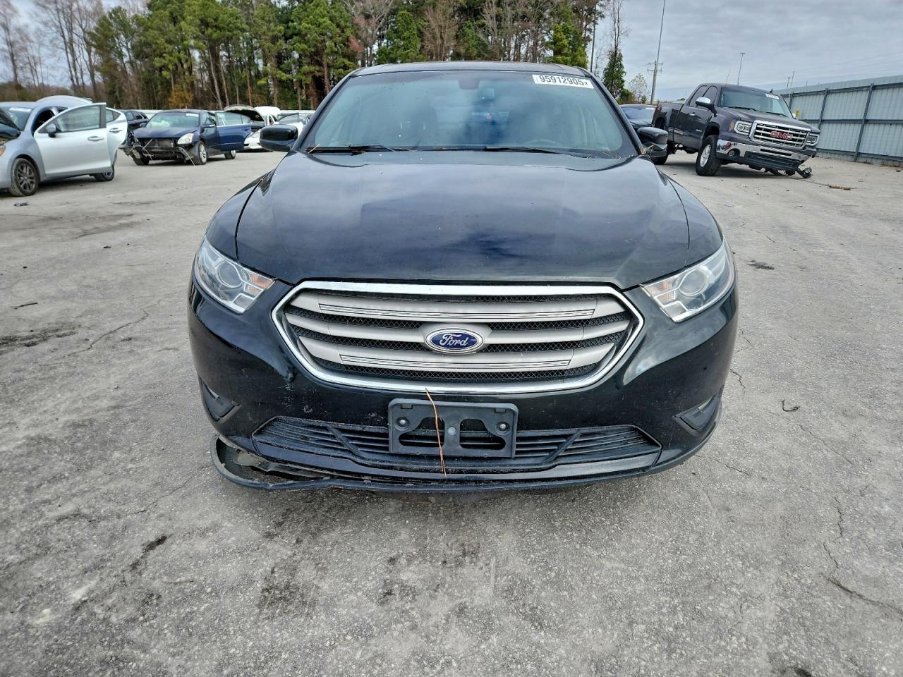 Ford Taurus Sel Image 4