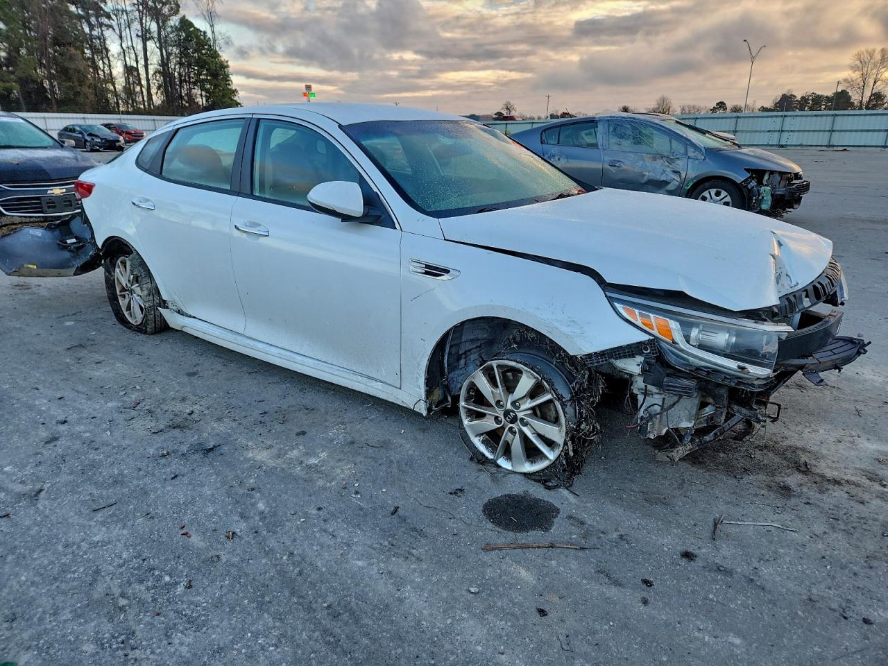 Kia Optima Lx Image 11