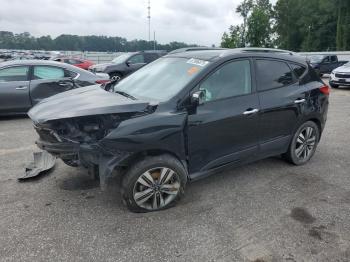  Salvage Hyundai TUCSON