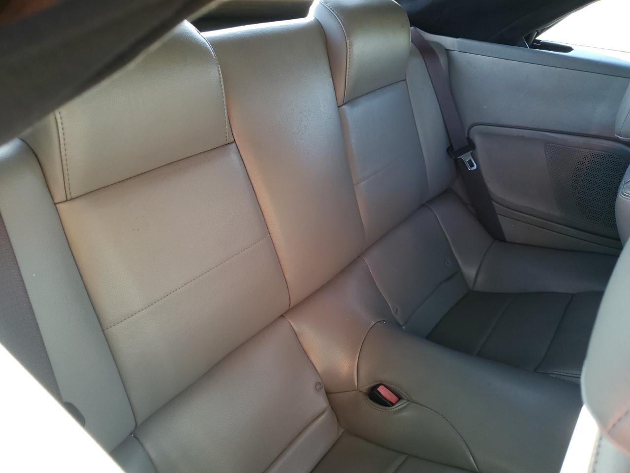 Ford Mustang Image 9