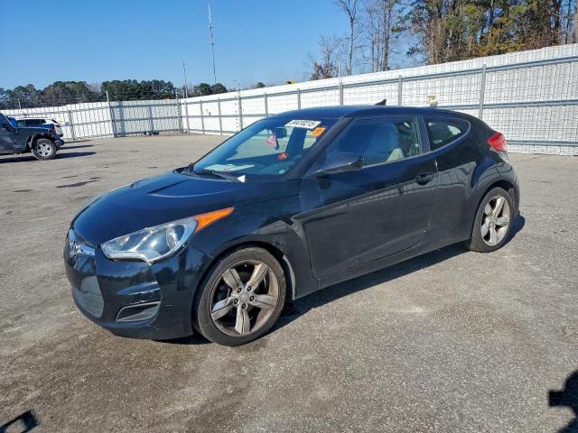  Salvage Hyundai VELOSTER