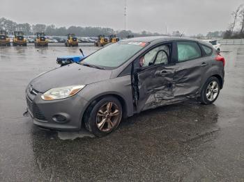  Salvage Ford Focus