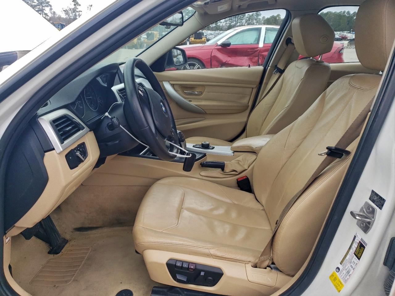 BMW 3 Series I Image 9