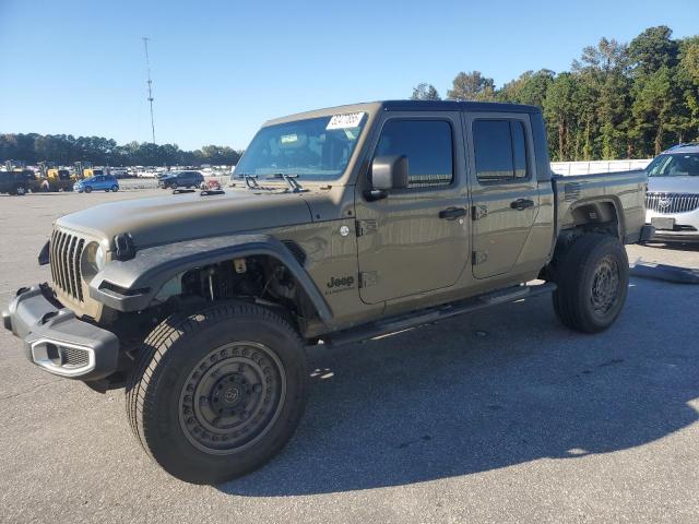  Salvage Jeep Gladiator