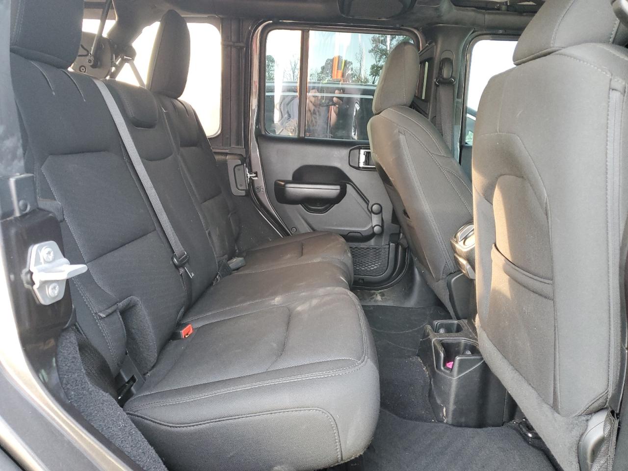 Jeep Wrangler Sport Image 9