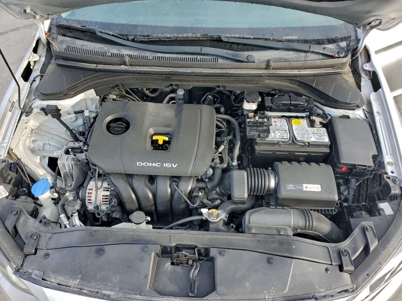 Hyundai ELANTRA Sel Image 11