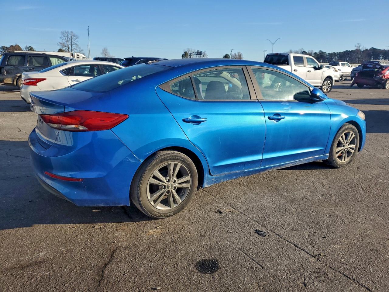 Hyundai ELANTRA Se Image 9