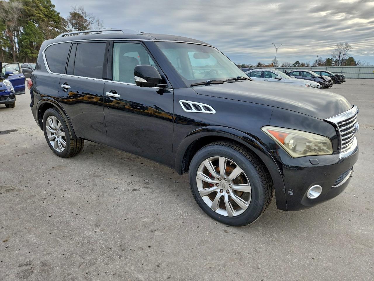 INFINITI Qx Image 13