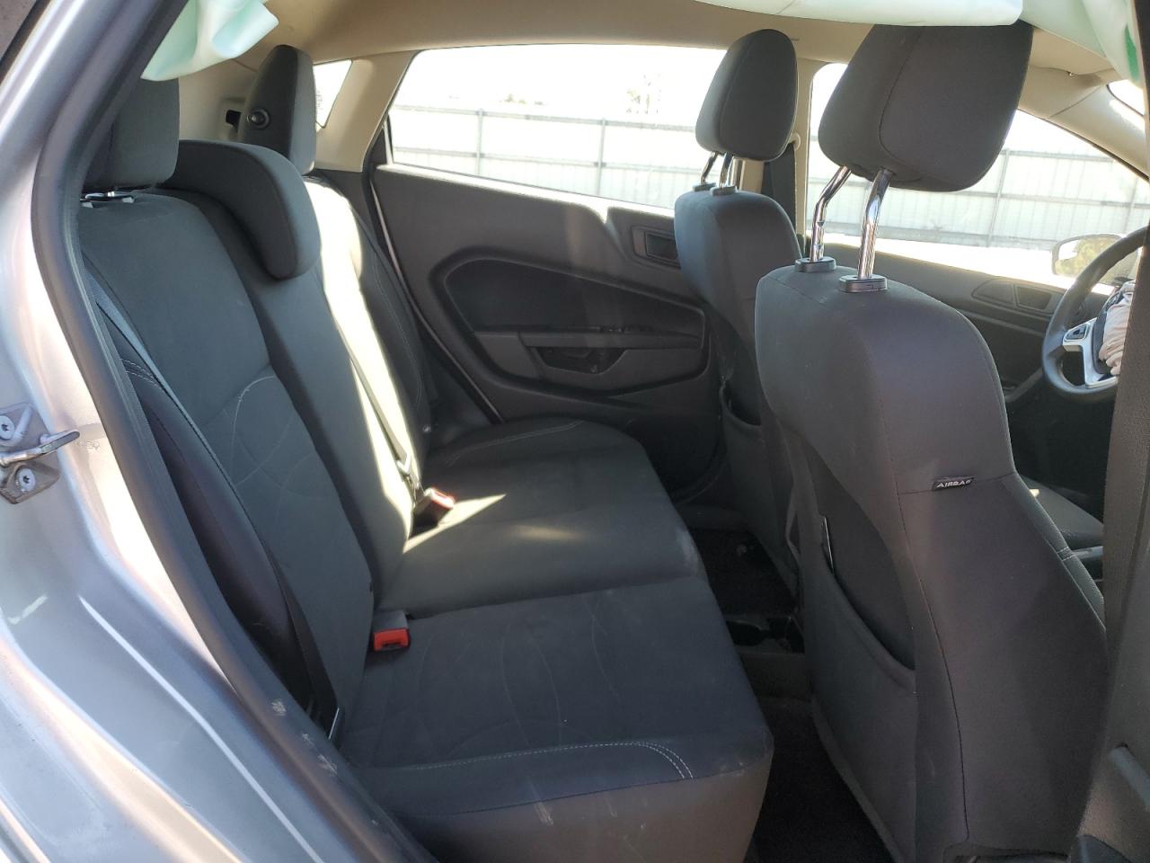 Ford Fiesta Se Image 8