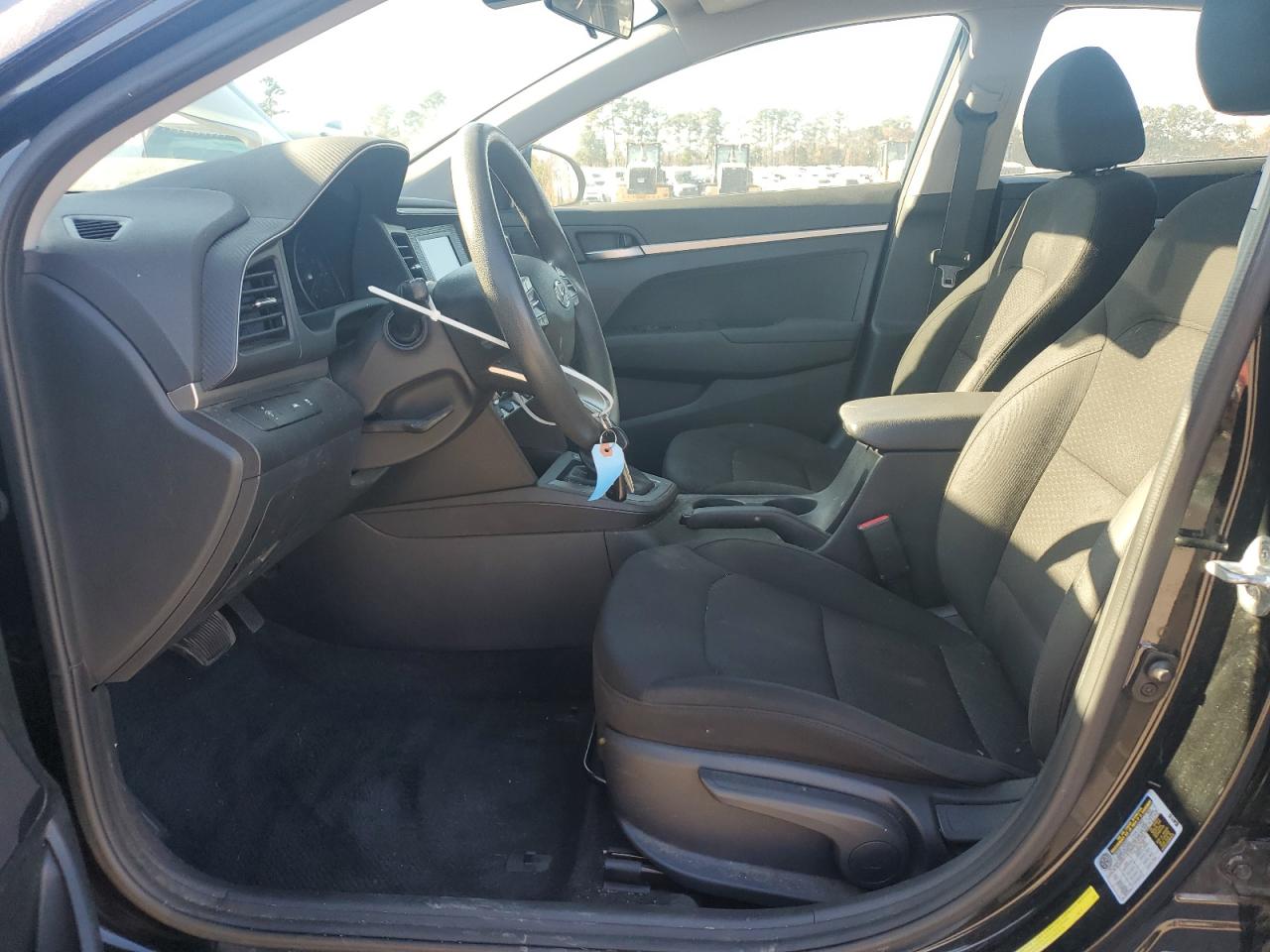 Hyundai ELANTRA Se Image 3