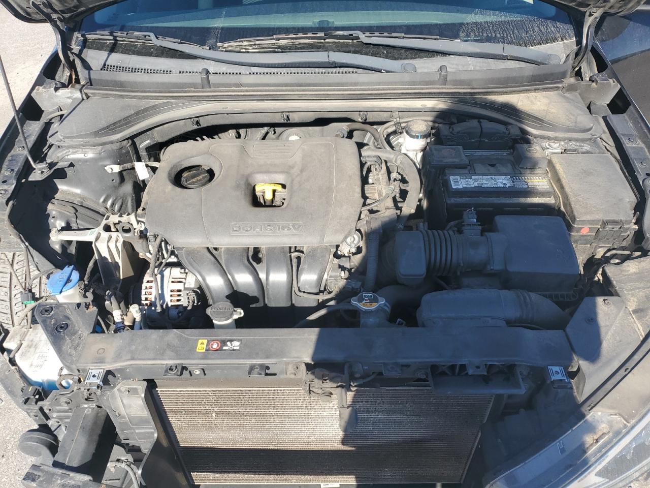 Hyundai ELANTRA Se Image 9