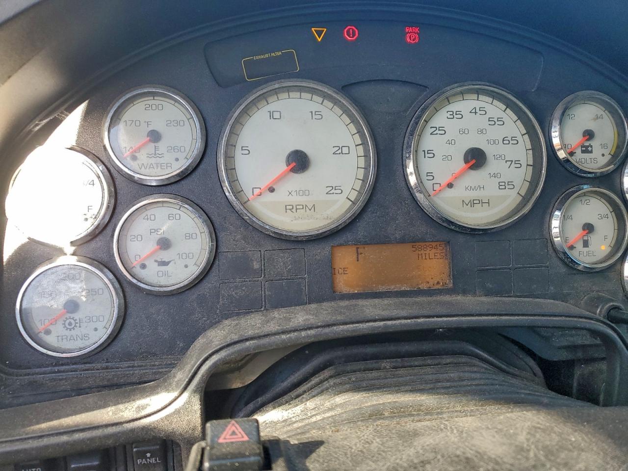 International Prostar Image 9