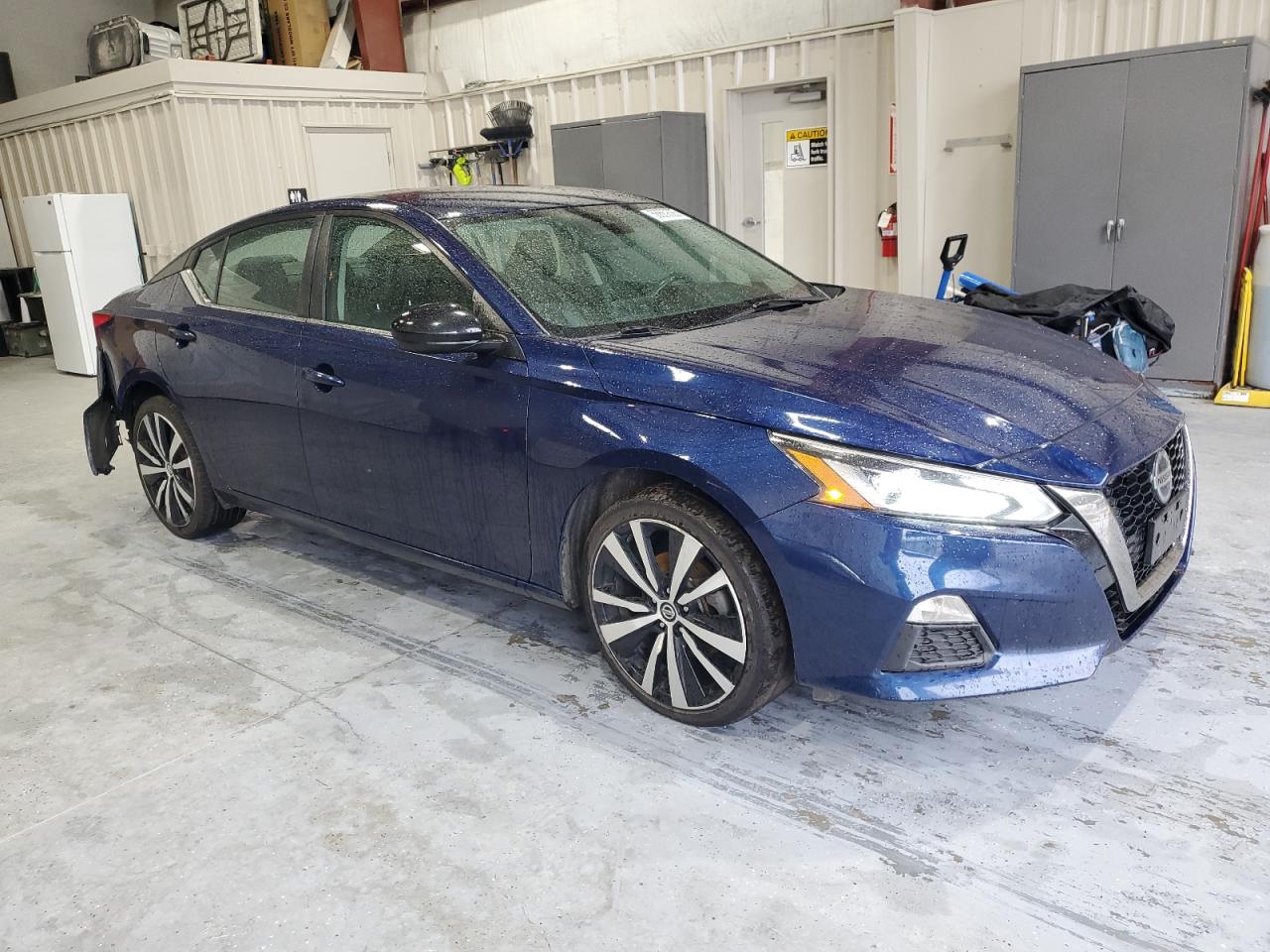 Nissan Altima Sr Image 7